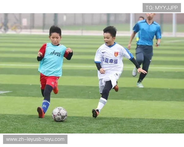 足球比赛中的快速反击与临场应变